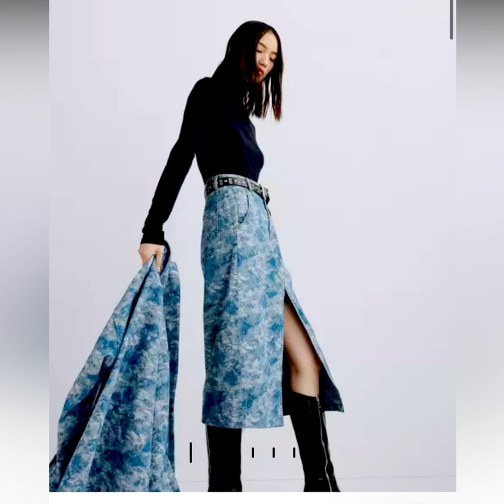 Rag and bone Sid Cotton Jacquard Skirt
Midi Skirt size 28 worn once